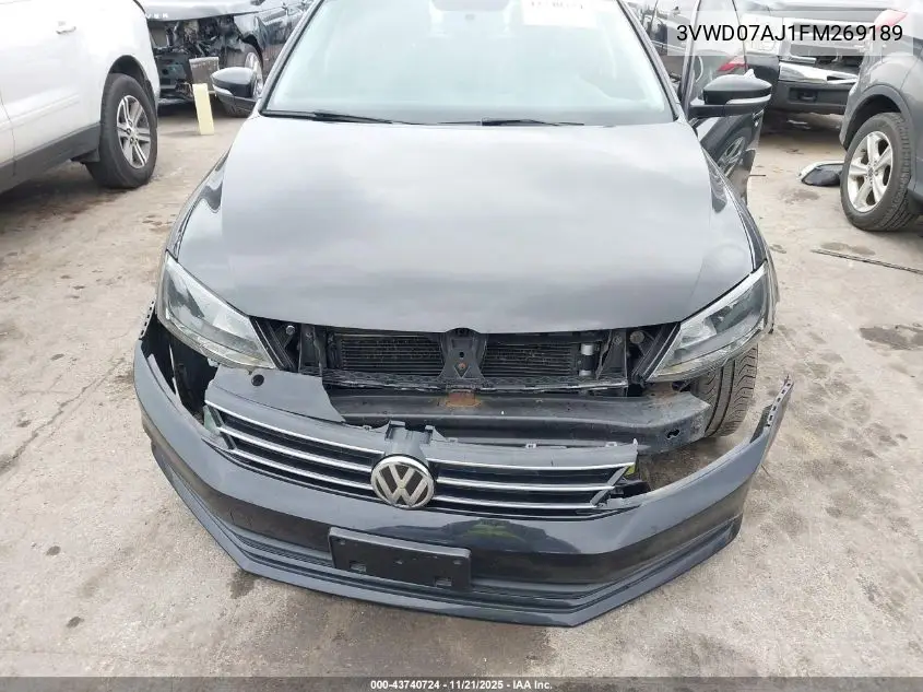 3VWD07AJ1FM269189 2015 Volkswagen Jetta 1.8T Se