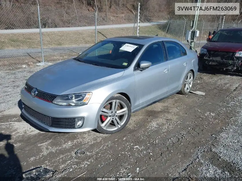 3VW4T7AJ6FM263069 2015 Volkswagen Jetta 2.0T Gli Se