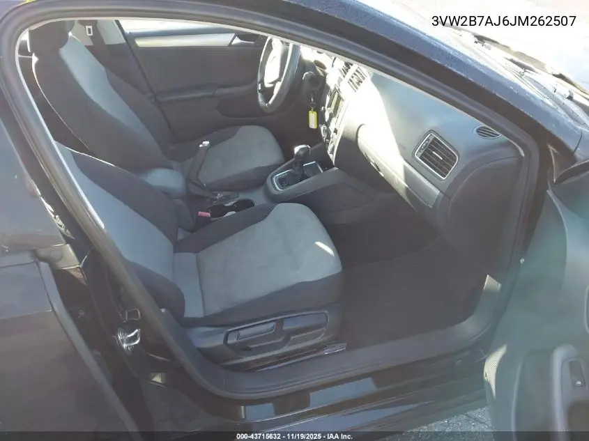 3VW2B7AJ6JM262507 2018 Volkswagen Jetta 1.4T S