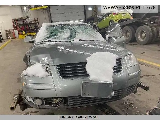 WVWAE63B95P011678 2005 Volkswagen Passat Gls Tdi