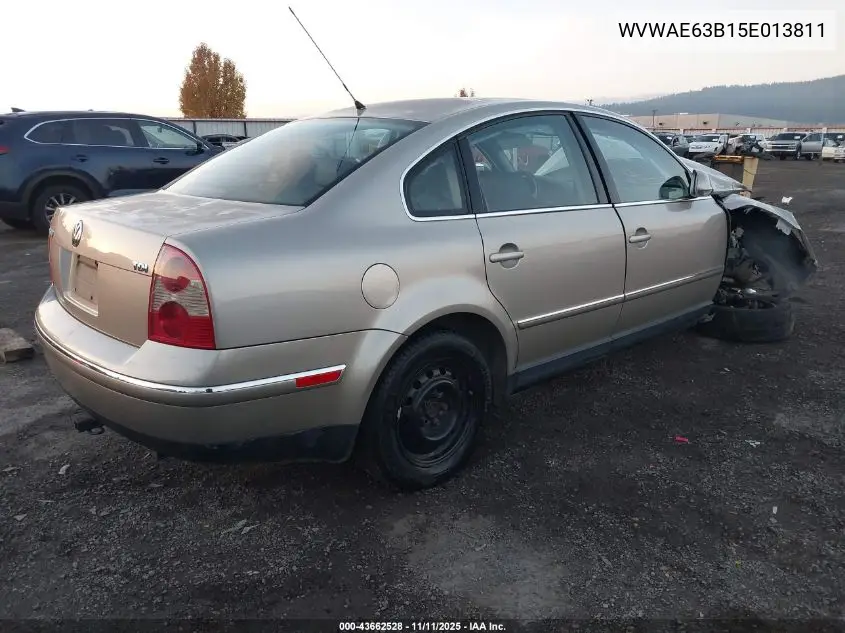 WVWAE63B15E013811 2005 Volkswagen Passat Gls Tdi