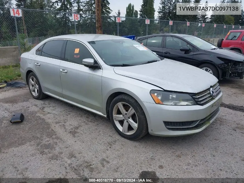 1VWBP7A37DC097138 2013 Volkswagen Passat 2.5L Se