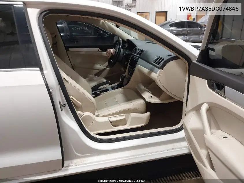 1VWBP7A35DC074845 2013 Volkswagen Passat 2.5L Se