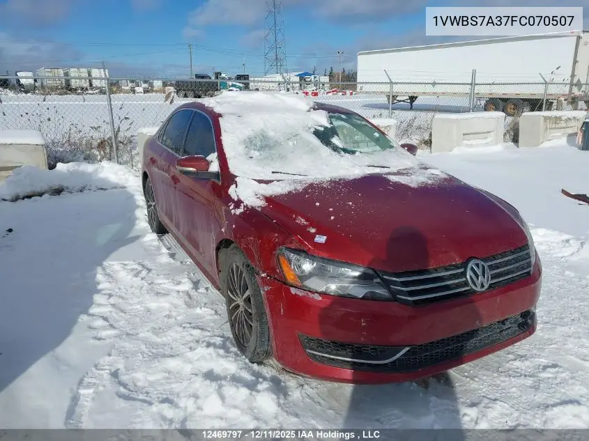 1VWBS7A37FC070507 2015 Volkswagen Passat Se