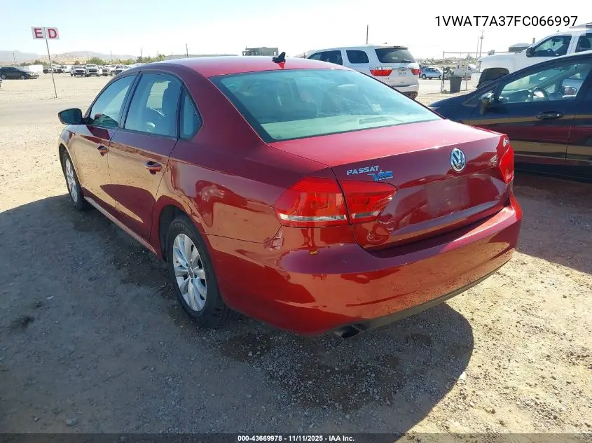 1VWAT7A37FC066997 2015 Volkswagen Passat 1.8T Wolfsburg Edition