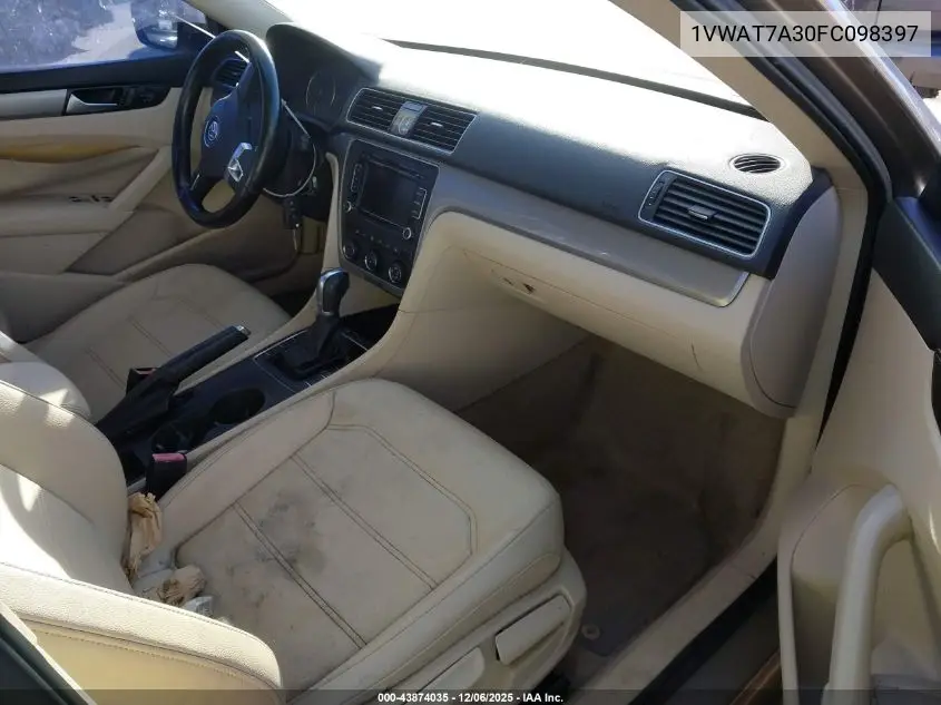 1VWAT7A30FC098397 2015 Volkswagen Passat 1.8T Limited Edition