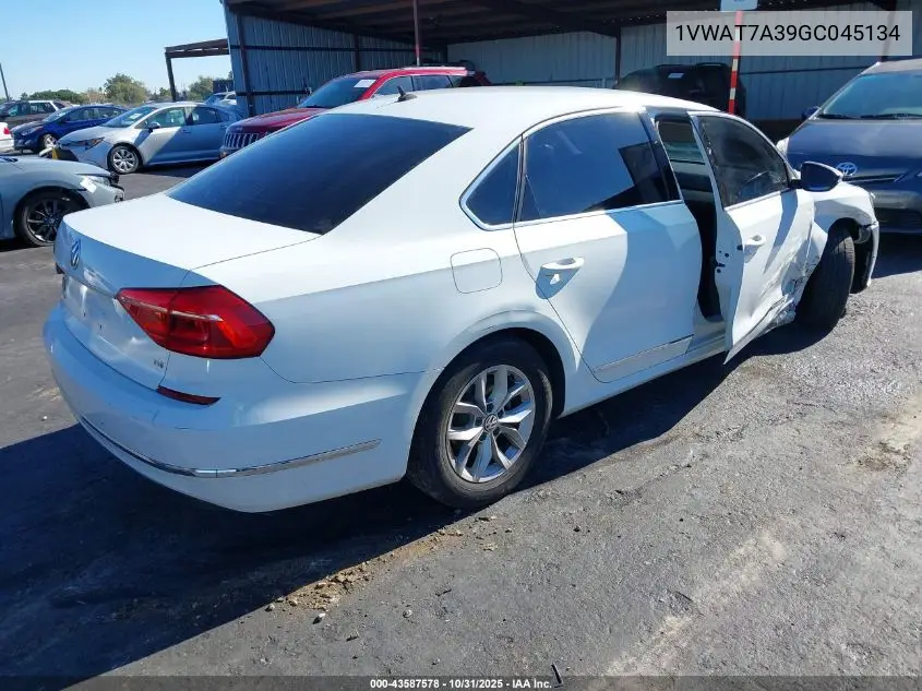 1VWAT7A39GC045134 2016 Volkswagen Passat 1.8T S