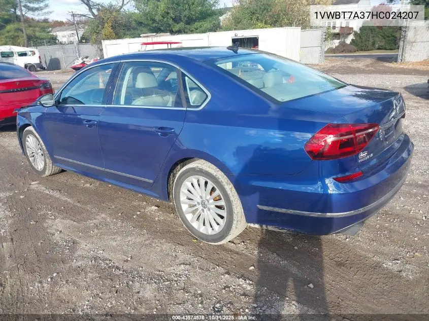 1VWBT7A37HC024207 2017 Volkswagen Passat 1.8T Se