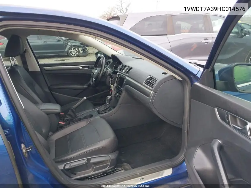 1VWDT7A39HC014576 2017 Volkswagen Passat 1.8T R-Line