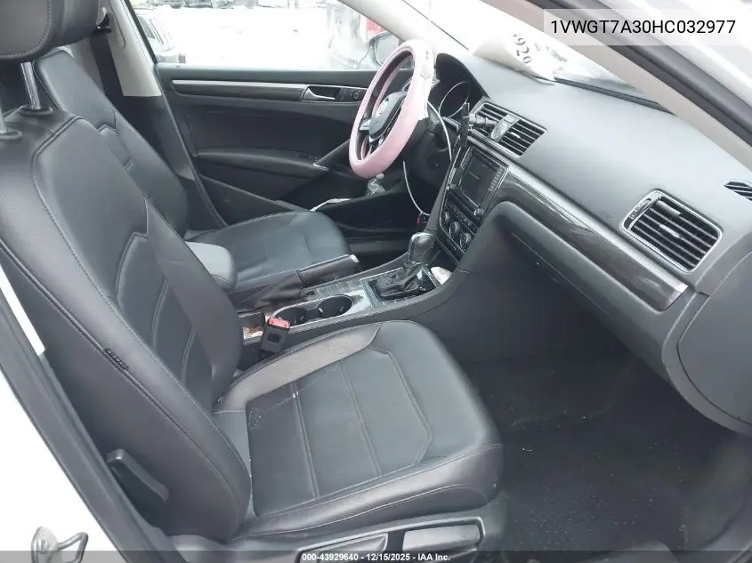 1VWGT7A30HC032977 2017 Volkswagen Passat 1.8T Se