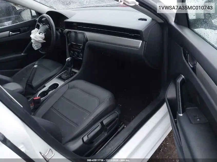 1VWSA7A35MC010743 2021 Volkswagen Passat 2.0T Se