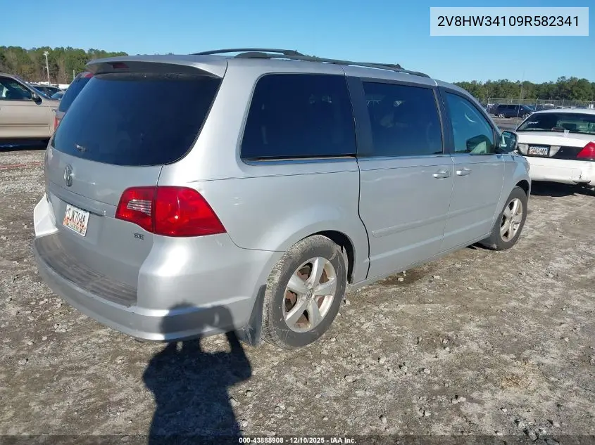 2V8HW34109R582341 2009 Volkswagen Routan Se