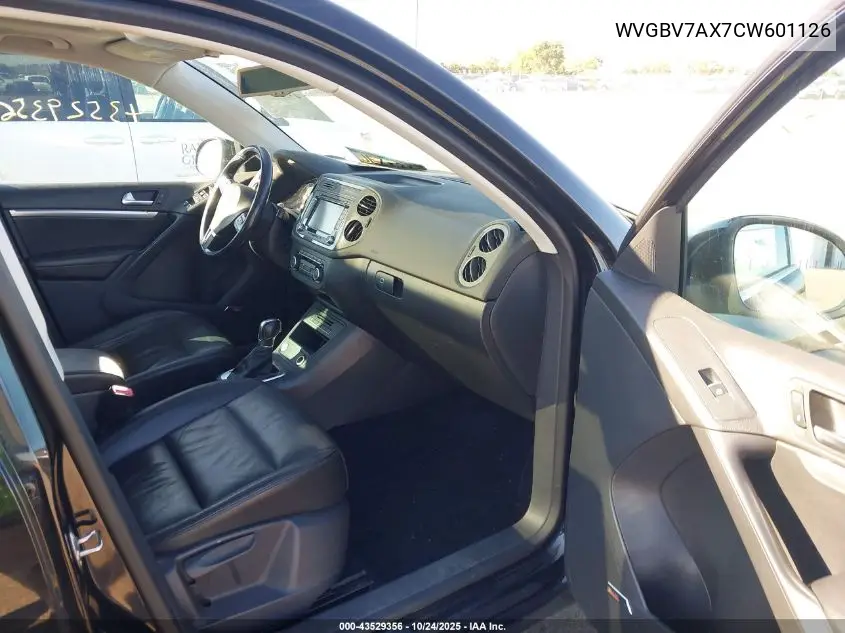 WVGBV7AX7CW601126 2012 Volkswagen Tiguan Sel