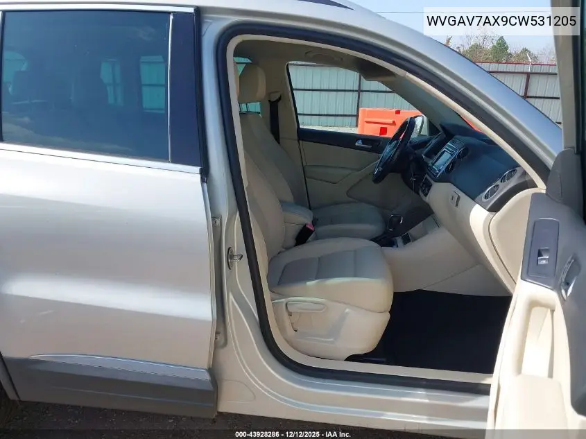 WVGAV7AX9CW531205 2012 Volkswagen Tiguan Se