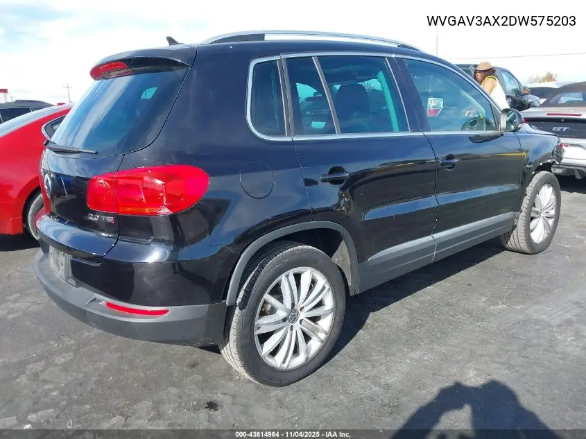 WVGAV3AX2DW575203 2013 Volkswagen Tiguan Se