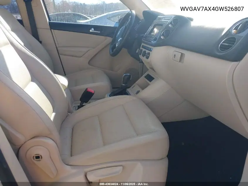 WVGAV7AX4GW526807 2016 Volkswagen Tiguan S