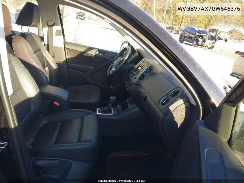 WVGBV7AX7GW546375 2016 Volkswagen Tiguan S