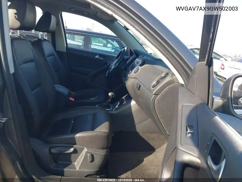 WVGAV7AX9GW502003 2016 Volkswagen Tiguan Se
