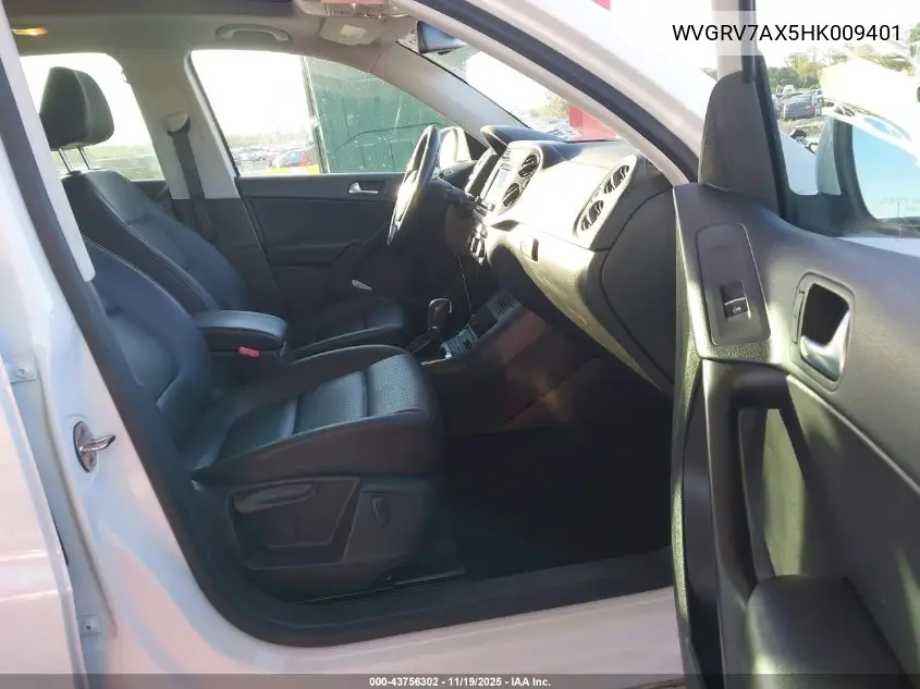 WVGRV7AX5HK009401 2017 Volkswagen Tiguan 2.0T Wolfsburg Edition