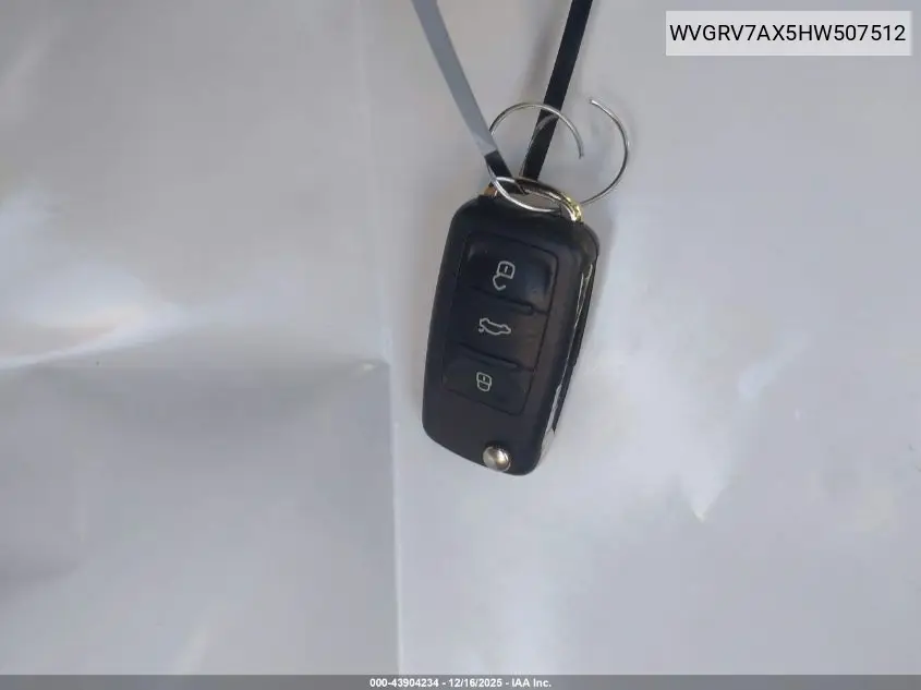 WVGRV7AX5HW507512 2017 Volkswagen Tiguan 2.0T Wolfsburg Edition