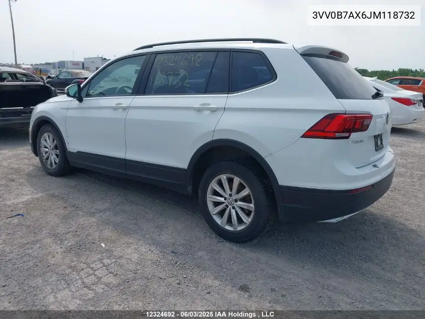 3VV0B7AX6JM118732 2018 Volkswagen Tiguan
