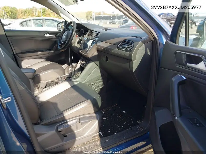 3VV2B7AXXJM205977 2018 Volkswagen Tiguan 2.0T Se/2.0T Sel