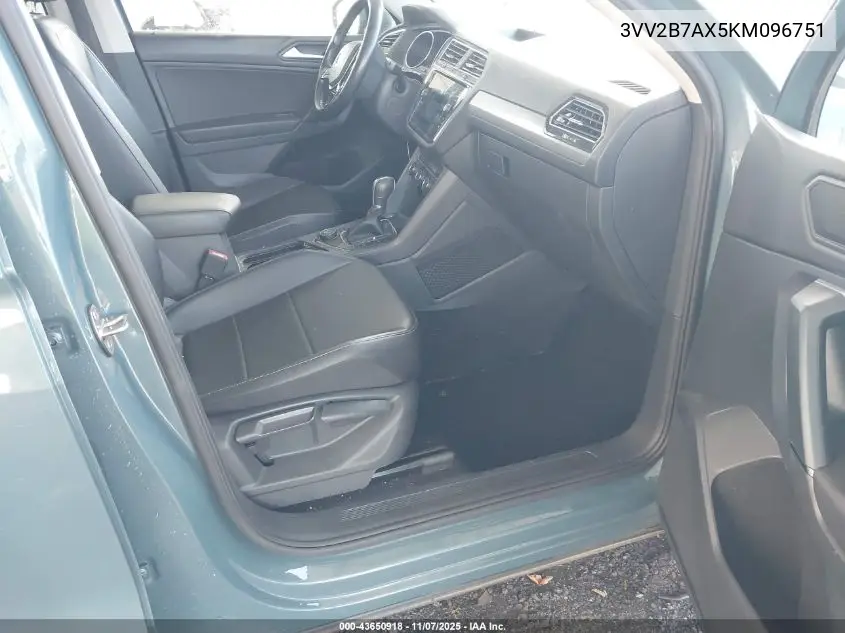 3VV2B7AX5KM096751 2019 Volkswagen Tiguan 2.0T Se/2.0T Sel/2.0T Sel R-Line/2.0T Sel R-Line Black