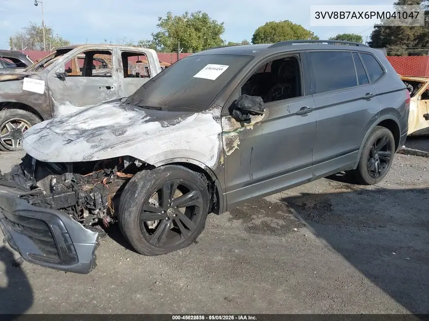 3VV8B7AX6PM041047 2023 Volkswagen Tiguan 2.0T Se R-Line Black