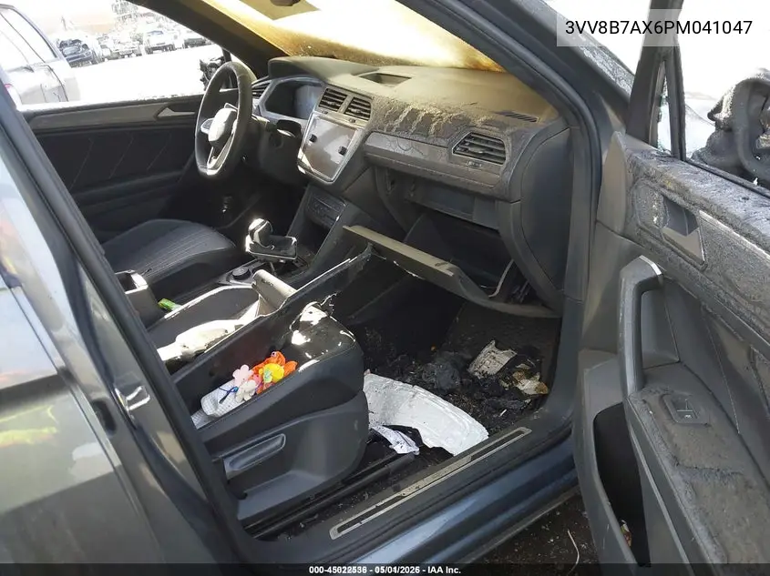 3VV8B7AX6PM041047 2023 Volkswagen Tiguan 2.0T Se R-Line Black