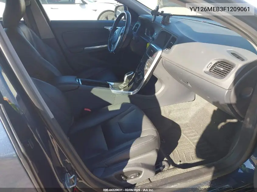2015 Volvo V60 T5 Premier VIN: YV126MEB3F1209061 Lot: 44320031
