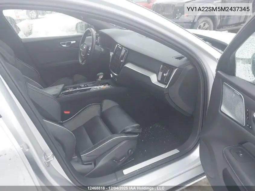 YV1A22SM5M2437345 2021 Volvo V60 T6 R-Design